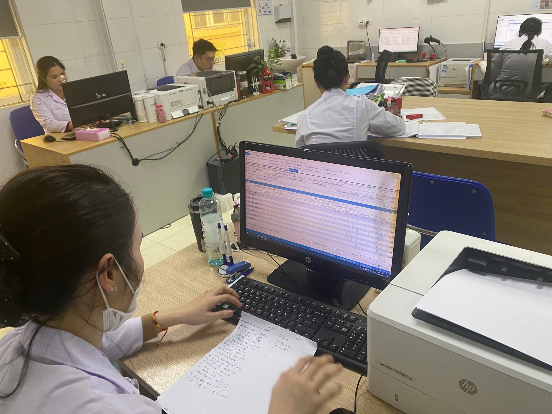 Giảm thủ tục, tăng tiện ích cho người bệnh nhờ chuyển đổi số tại Bệnh viện Da liễu Hà Nội Giảm thủ tục, tăng tiện ích cho người bệnh nhờ chuyển đổi số tại Bệnh viện Da liễu Hà Nội