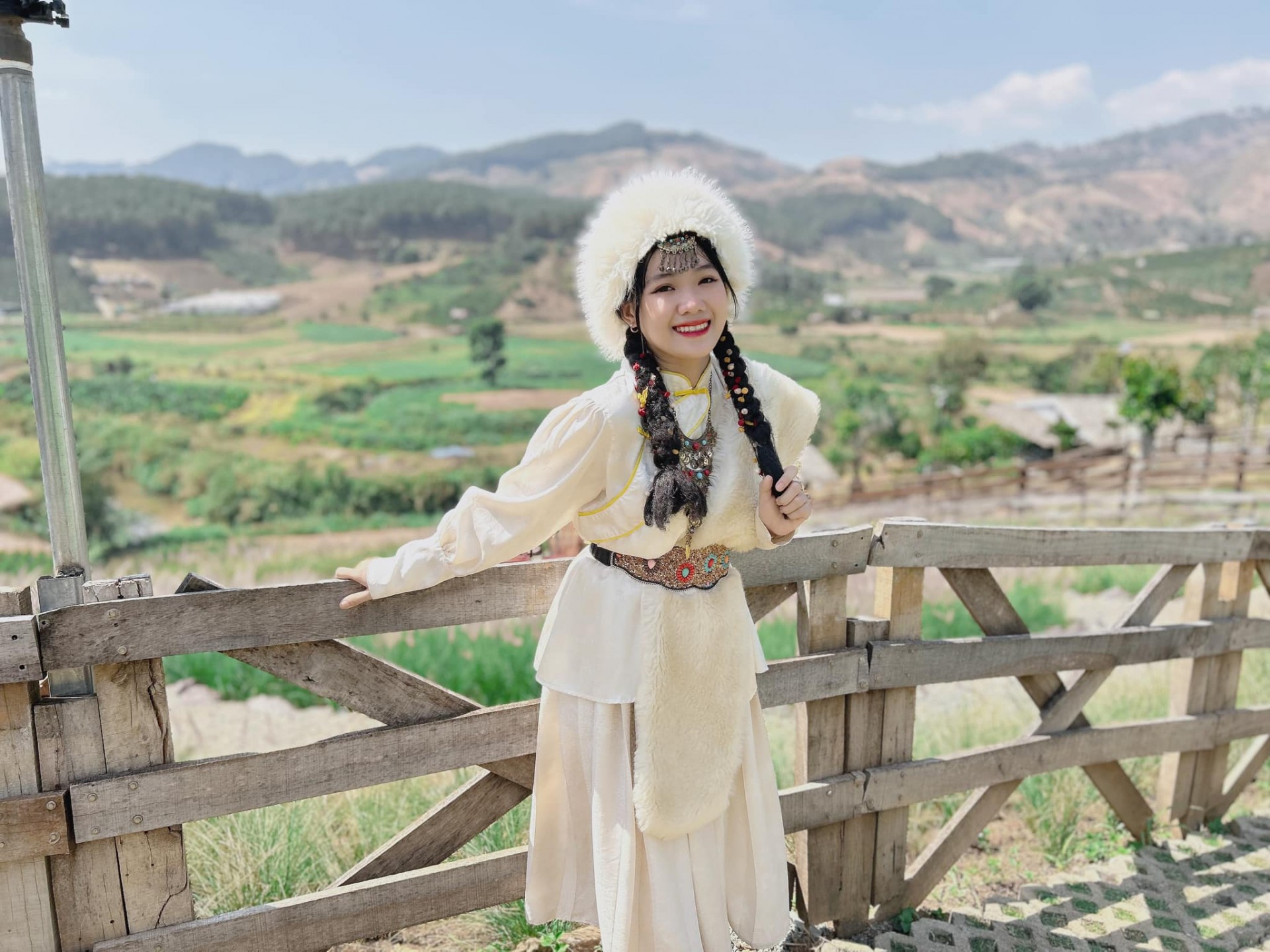 Người đứng sau “Radio Trải Lòng” và hành trình lắng nghe những cảm xúc chưa kịp gọi tên Người đứng sau “Radio Trải Lòng” và hành trình lắng nghe những cảm xúc chưa kịp gọi tên