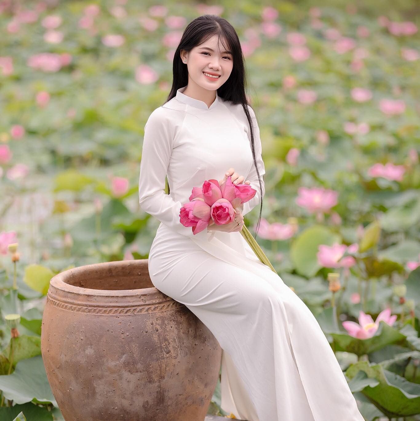 Người đứng sau “Radio Trải Lòng” và hành trình lắng nghe những cảm xúc chưa kịp gọi tên Người đứng sau “Radio Trải Lòng” và hành trình lắng nghe những cảm xúc chưa kịp gọi tên