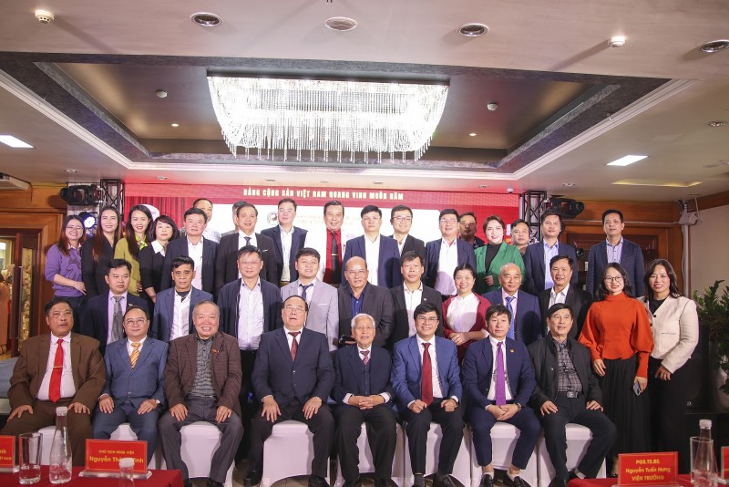 Viện Đông y Việt Nam kiện toàn bộ máy lãnh đạo, tạo nền tảng phát triển chuyên sâu Y học cổ truyền Viện Đông y Việt Nam kiện toàn bộ máy lãnh đạo, tạo nền tảng phát triển chuyên sâu Y học cổ truyền