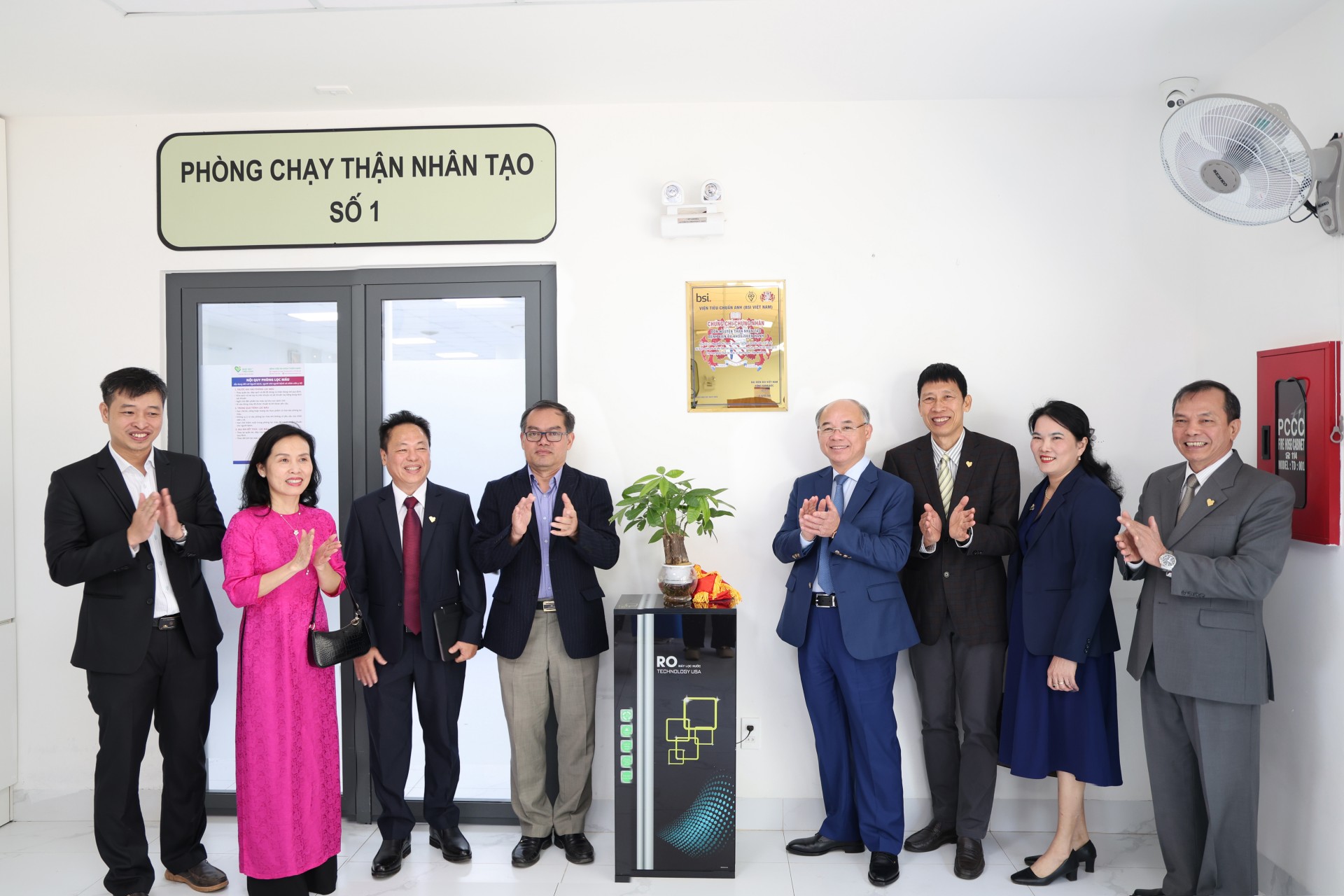 Bệnh viện Thiện Hạnh đạt song hành chứng chỉ ISO quốc tế, chuẩn hóa quản lý chất lượng y tế