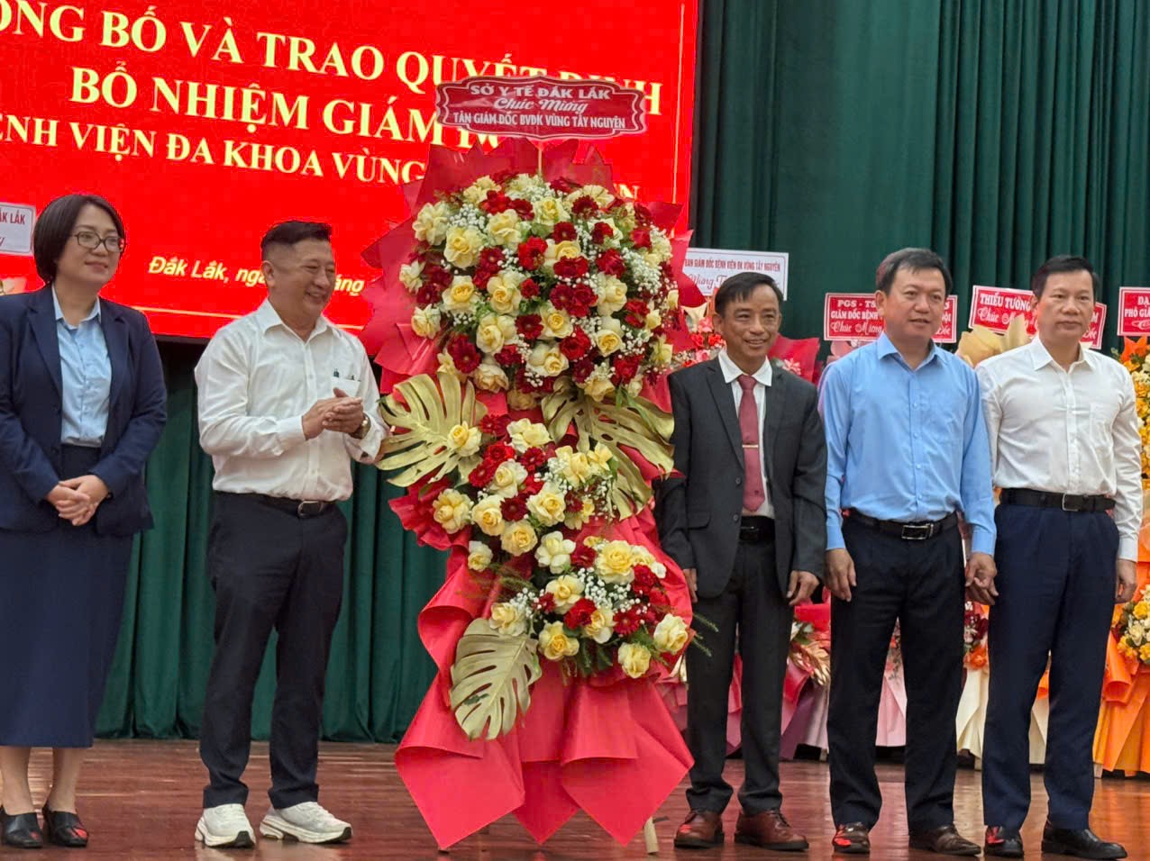 Bổ nhiệm tân Giám đốc Bệnh viện Đa khoa vùng Tây Nguyên