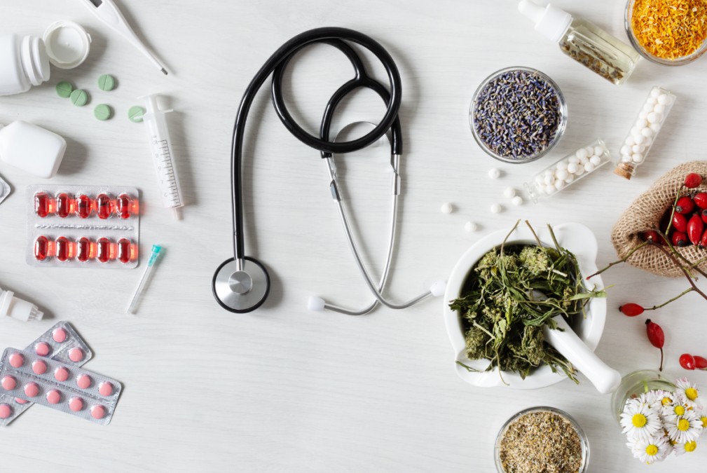 Ban hành phác đồ điều trị 16 bệnh phổ biến: Kết hợp tinh hoa y học cổ truyền và hiện đại