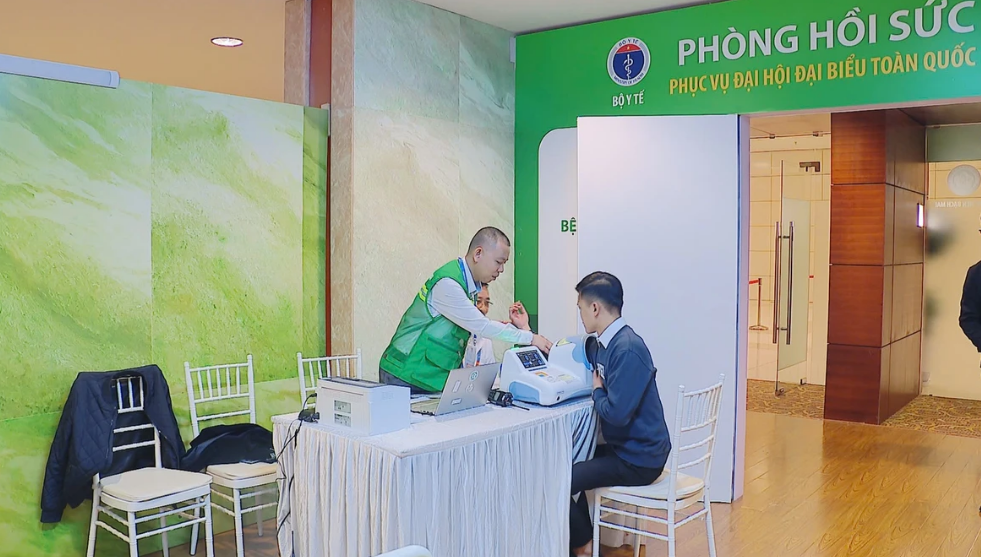 Triển khai tốt công tác y tế trong suốt thời gian diễn ra Đại hội XIV của Đảng