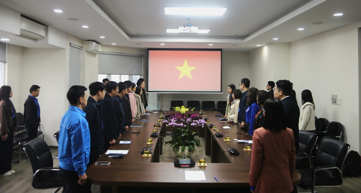 Đoàn Thanh niên khối 16 Thụy Khuê tổ chức Lễ chào cờ và giới thiệu đoàn viên ưu tú cho Đảng Đoàn Thanh niên khối 16 Thụy Khuê tổ chức Lễ chào cờ và giới thiệu đoàn viên ưu tú cho Đảng