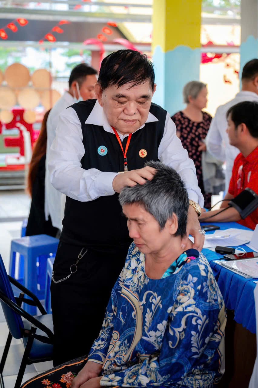 Lương y, Tiến sĩ danh dự Nguyễn Văn Lai – Hành trình khoa học và nhân văn với y học năng lượng sinh học