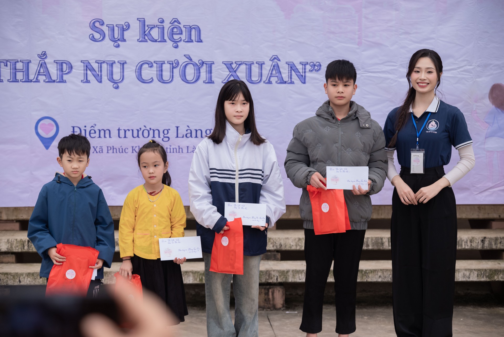 Cùng THE FIFTH WISH “Thắp Nụ Cười Xuân” lan tỏa yêu thương thắp sáng niềm tin và hy vọng tới các em nhỏ điểm Trường Làng Nủ