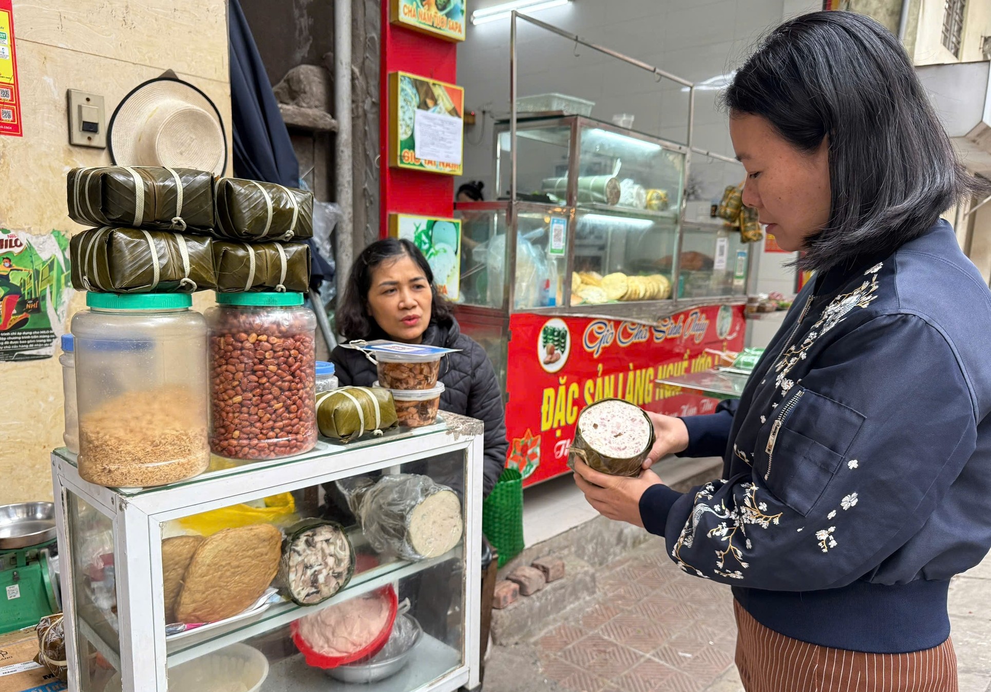 Chọn thực phẩm chế biến sẵn an toàn: Giữ trọn vị Xuân ngày Tết