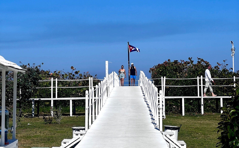 Đón giao thừa giữa trưa nắng Varadero Đón giao thừa giữa trưa nắng Varadero