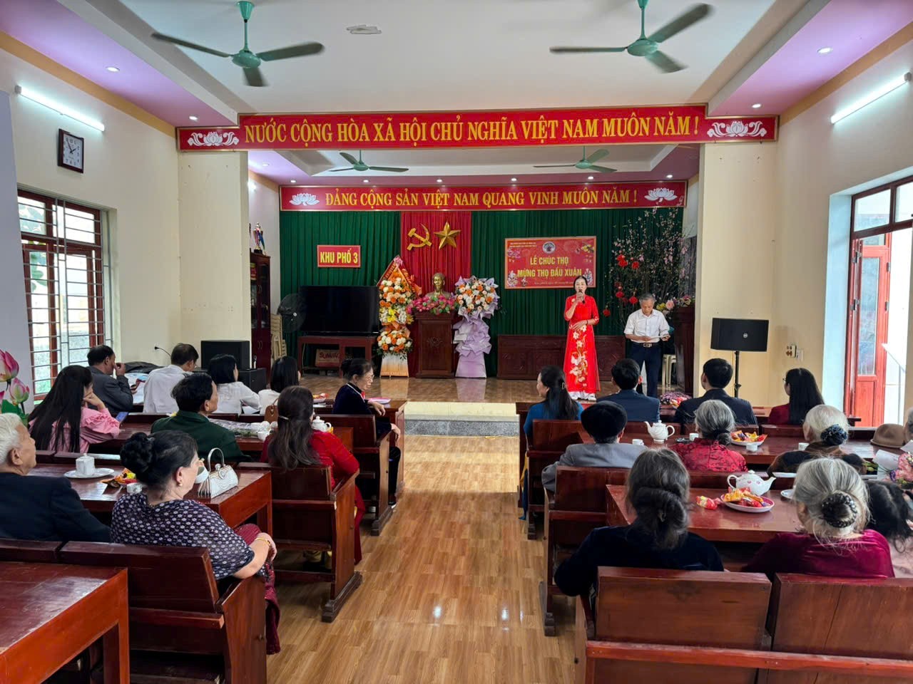 Khu phố 3, xã Vĩnh Lộc rộn ràng lễ chúc thọ, mừng thọ đầu Xuân 2026 Khu phố 3, xã Vĩnh Lộc rộn ràng lễ chúc thọ, mừng thọ đầu Xuân 2026