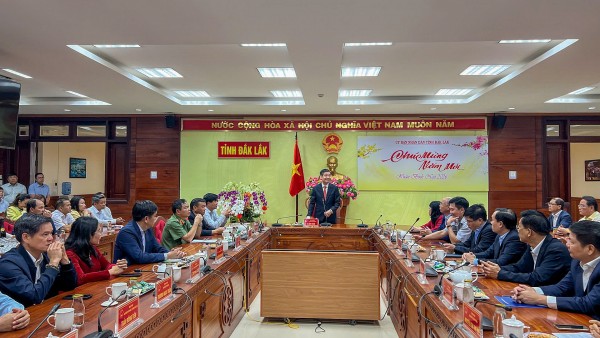 Đắk Lắk: UBND tỉnh gặp mặt đầu năm mới Xuân Bính Ngọ năm 2026