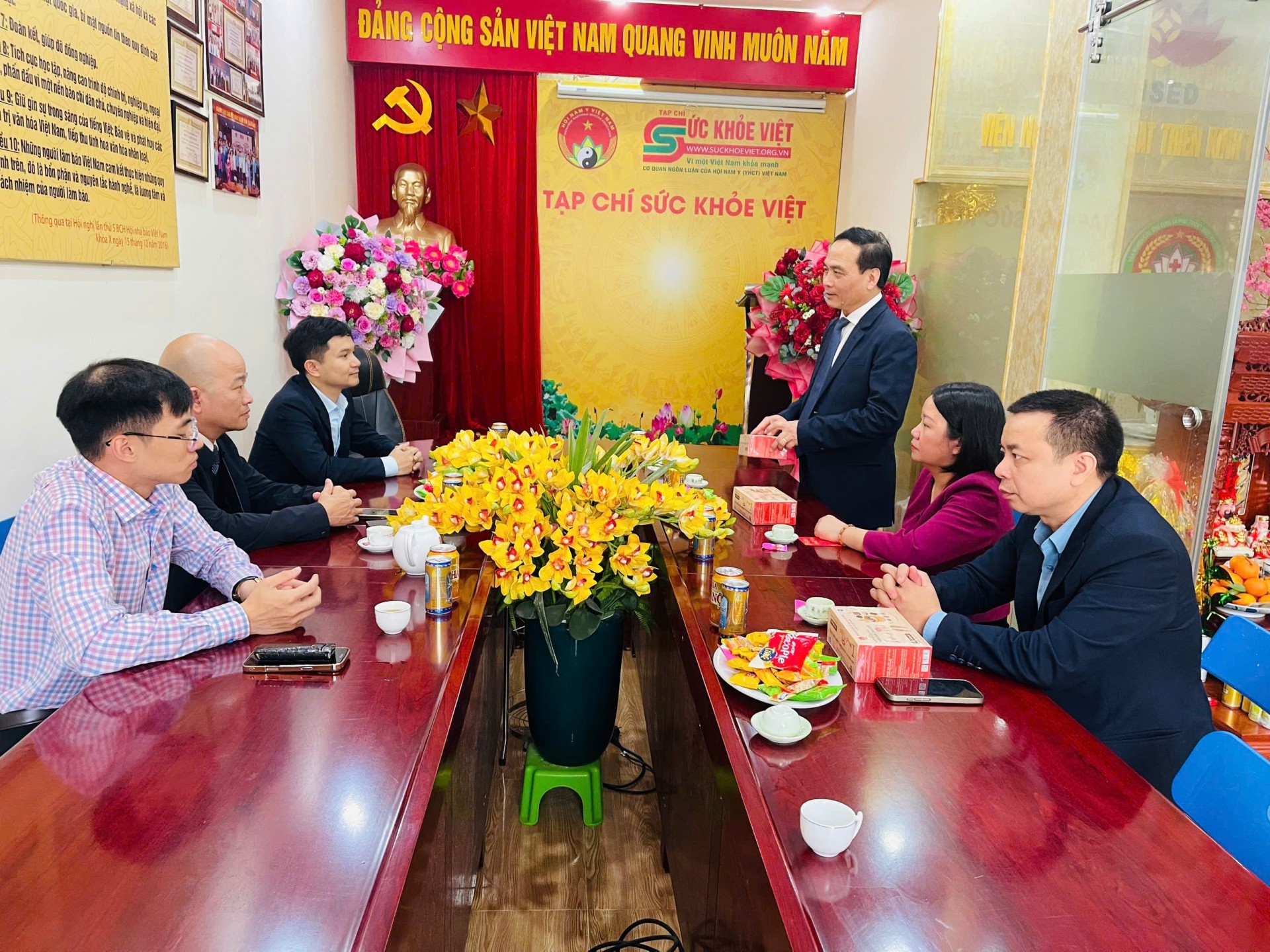 Tạp chí Sức khỏe Việt gặp mặt đầu Xuân Bính Ngọ 2026: Vững nền tảng, mạnh nội lực, bền bỉ lan tỏa giá trị Nam y