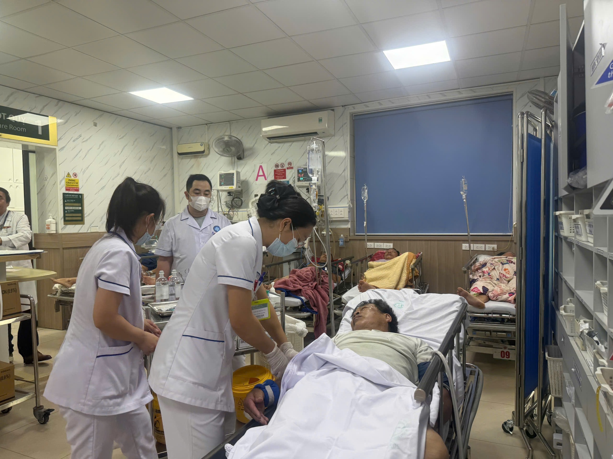 AI trong bệnh viện: Người bệnh được lợi gì?