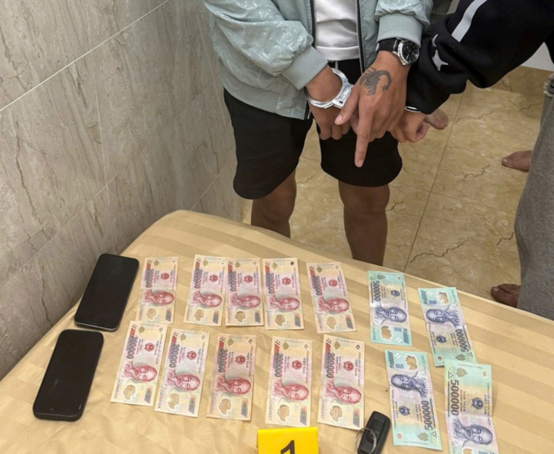 Lâm Đồng: Tăng cường phòng ngừa, đấu tranh với tội phạm và vi phạm pháp luật liên quan đến “tín dụng đen” Lâm Đồng: Tăng cường phòng ngừa, đấu tranh với tội phạm và vi phạm pháp luật liên quan đến “tín dụng đen”