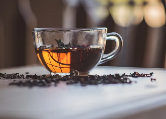 7 loại trà thảo mộc giúp giảm đau đầu tự nhiên