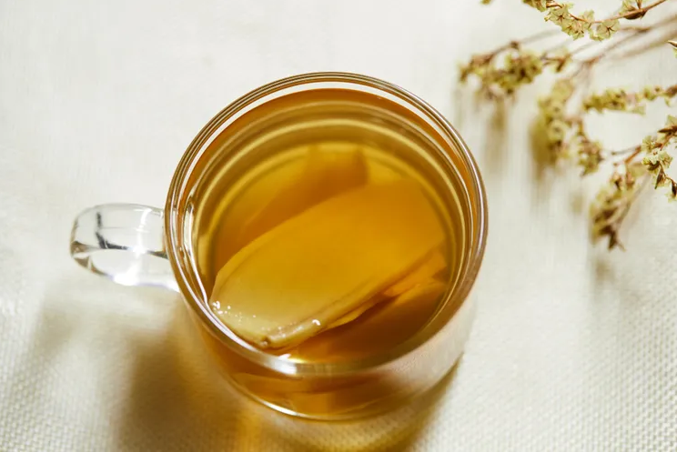 7 loại trà thảo mộc giúp giảm đau đầu tự nhiên