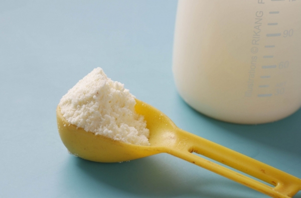 Bộ Y tế đề nghị siết kiểm nghiệm, tăng cường giám sát sản phẩm sữa, dinh dưỡng