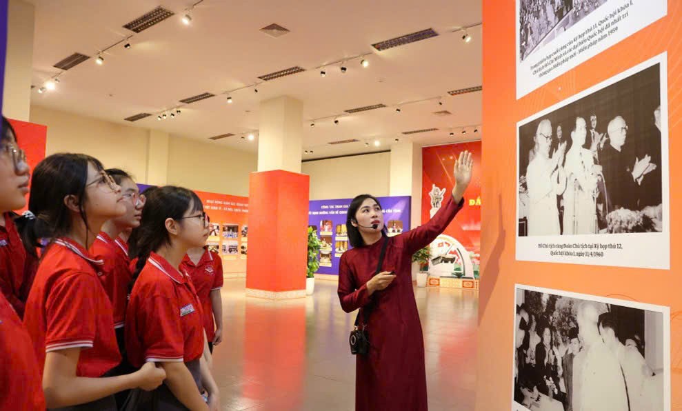 Triển lãm “Đắk Lắk với Quốc hội - Vững niềm tin, Chung khát vọng”