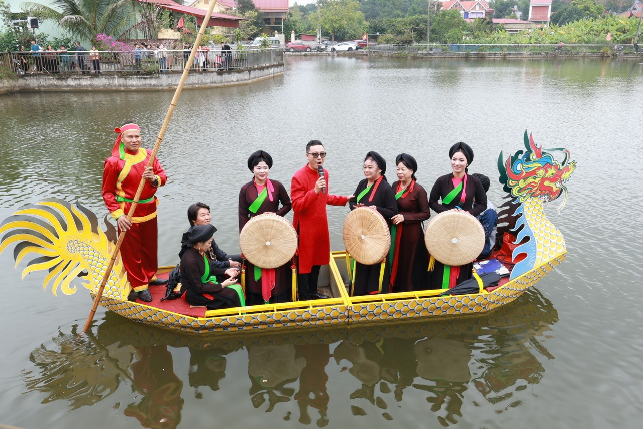 Rộn Ràng Tiếng Hát Quan Họ Giữa Lòng Kinh Bắc: Lễ Hội Chùa Kim Sơn – Làng Quả Cảm