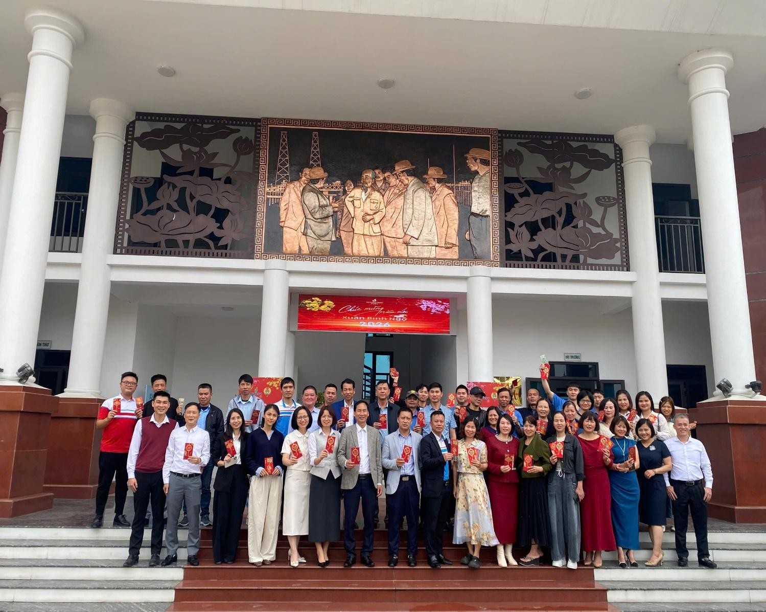 Công ty cổ phần dịch vụ Dầu khí Thái Bình: “vững bước tiên phong, lan tỏa giá trị bền vững” Công ty cổ phần dịch vụ Dầu khí Thái Bình: “vững bước tiên phong, lan tỏa giá trị bền vững”