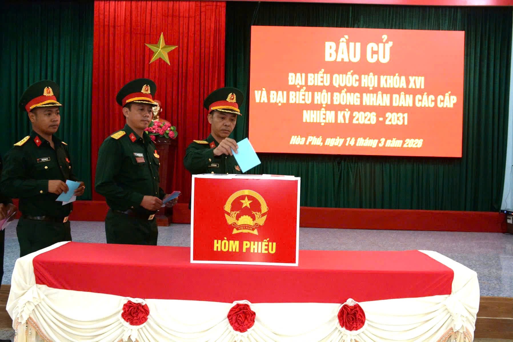 Đắk Lắk: Tiểu đoàn 303, Trung đoàn 584 nô nức tham gia bầu cử