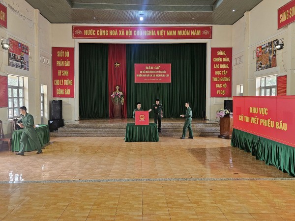 Lâm Đồng: Công tác bỏ phiếu tại 5 khu vực bầu cử sớm thực hiện nghiêm túc, đúng quy định