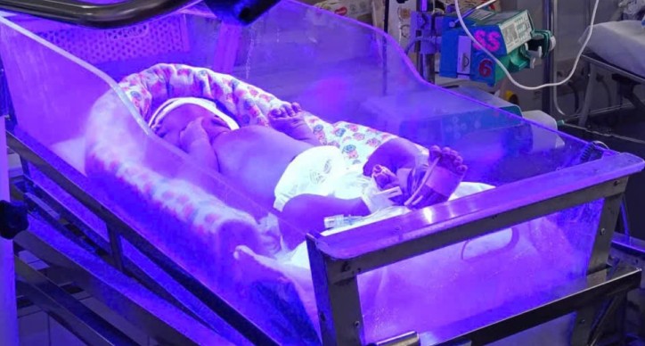 Chạy đua cứu bộ não cho bé sơ sinh mang nhóm máu hiếm