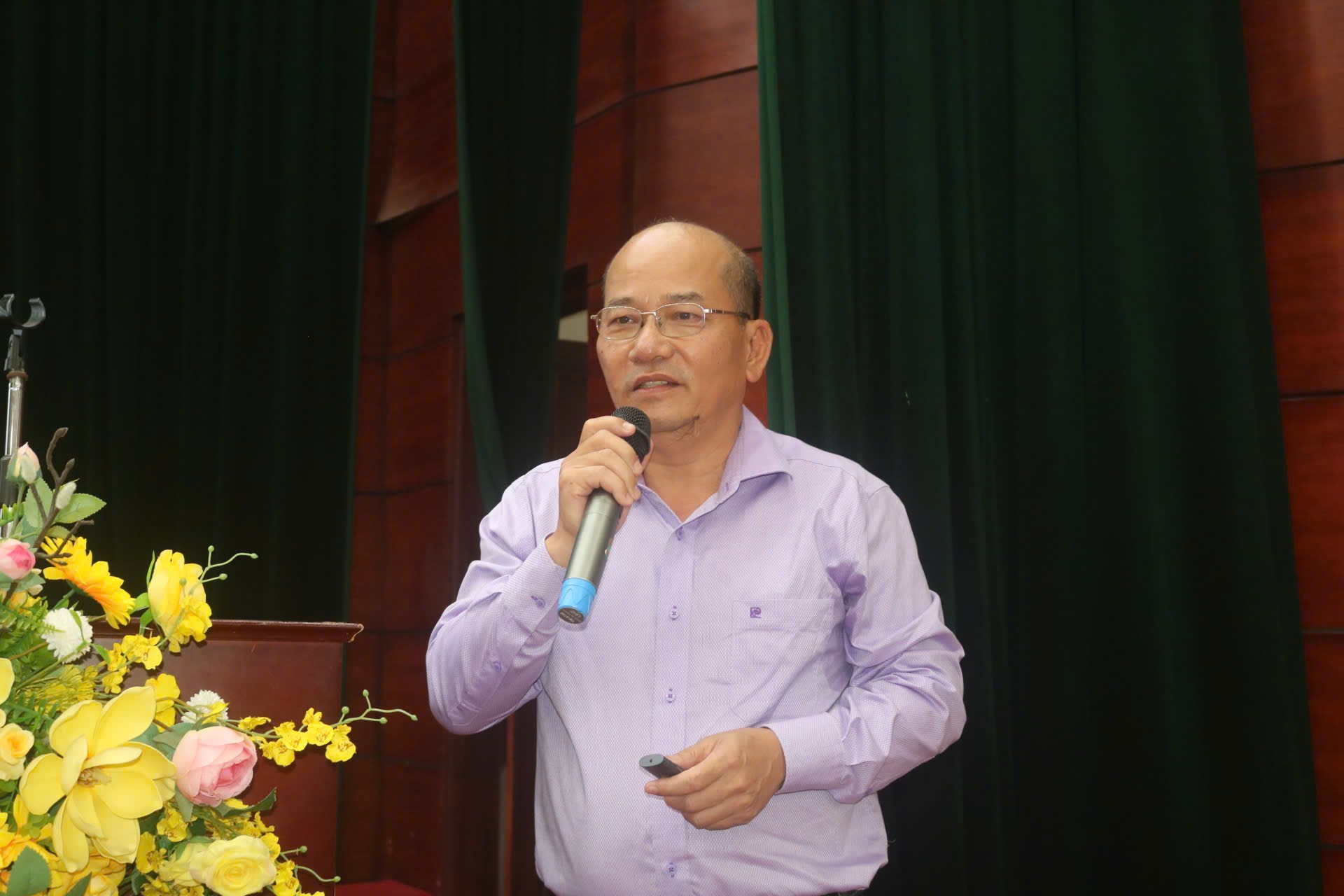 Tọa đàm khoa học: Y học Cổ truyền- Khó khăn, Thách thức và Triển vọng phát triển trong thời đại hiện nay Tọa đàm khoa học: Y học Cổ truyền Khó khăn, Thách thức và Triển vọng phát triển trong thời đại hiện nay