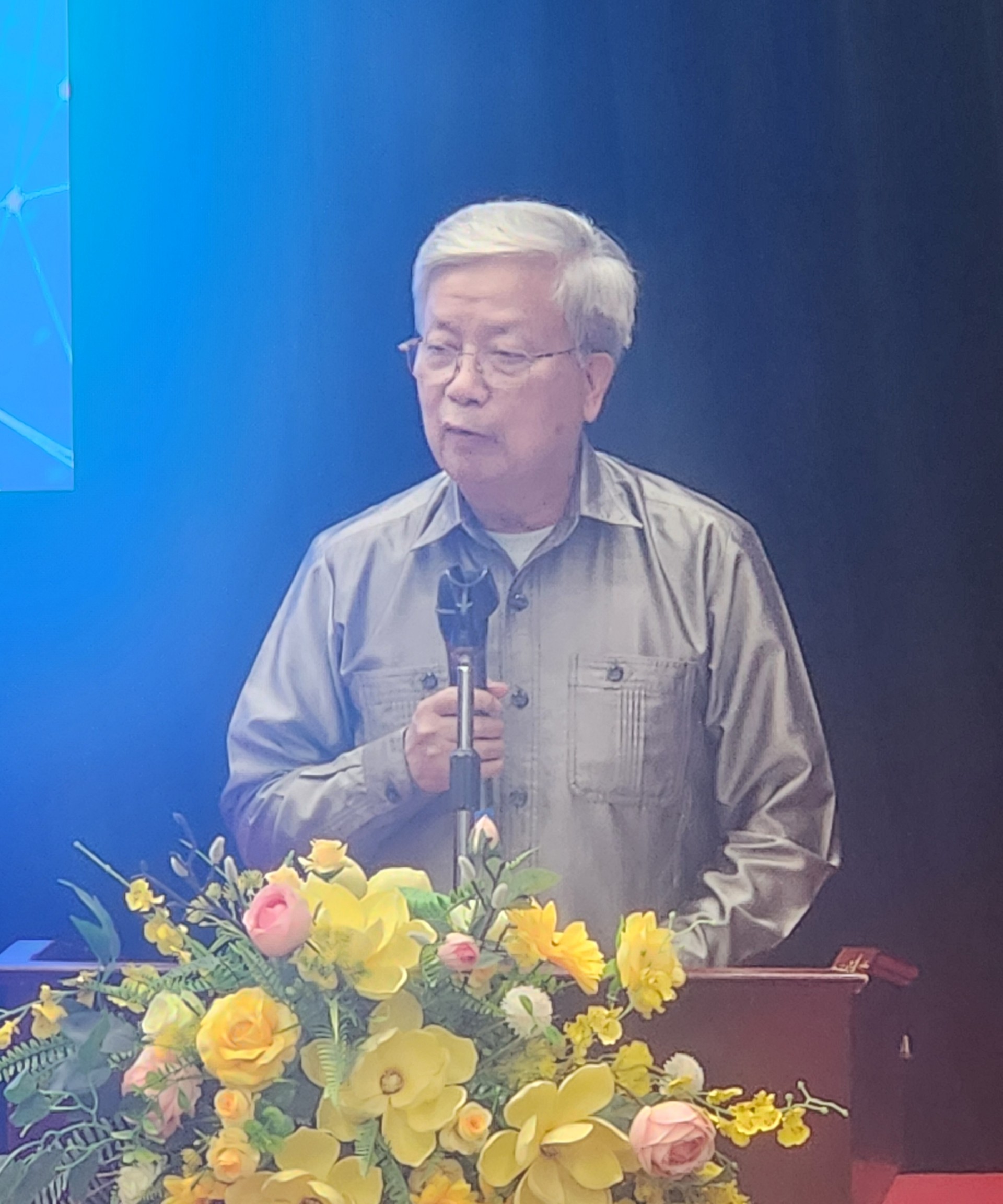 Tọa đàm khoa học: Y học Cổ truyền- Khó khăn, Thách thức và Triển vọng phát triển trong thời đại hiện nay Tọa đàm khoa học: Y học Cổ truyền Khó khăn, Thách thức và Triển vọng phát triển trong thời đại hiện nay