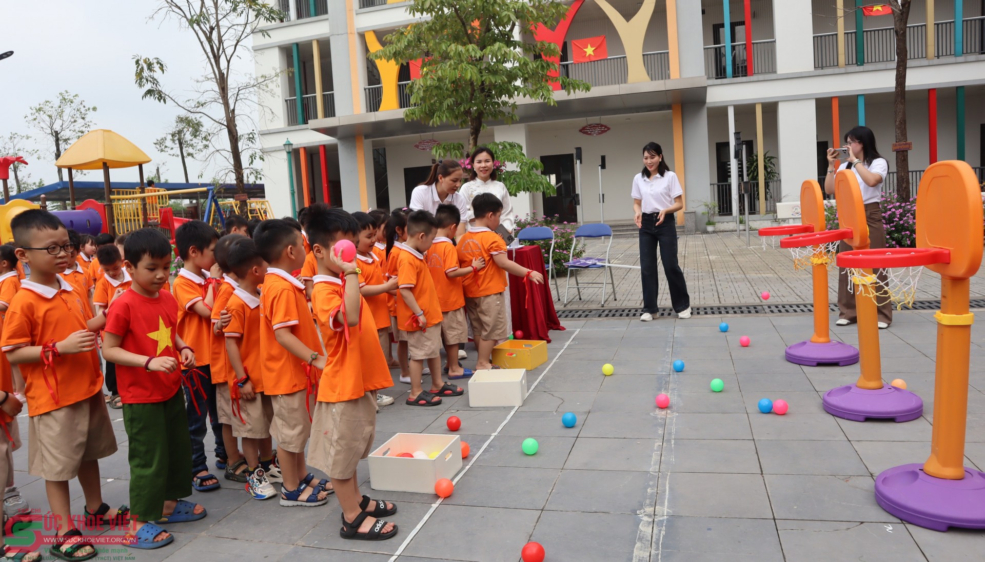 Sôi nổi Ngày hội thể dục thể thao tại Trường Mầm non Bắc Từ Liêm Sôi nổi Ngày hội thể dục thể thao tại Trường Mầm non Bắc Từ Liêm