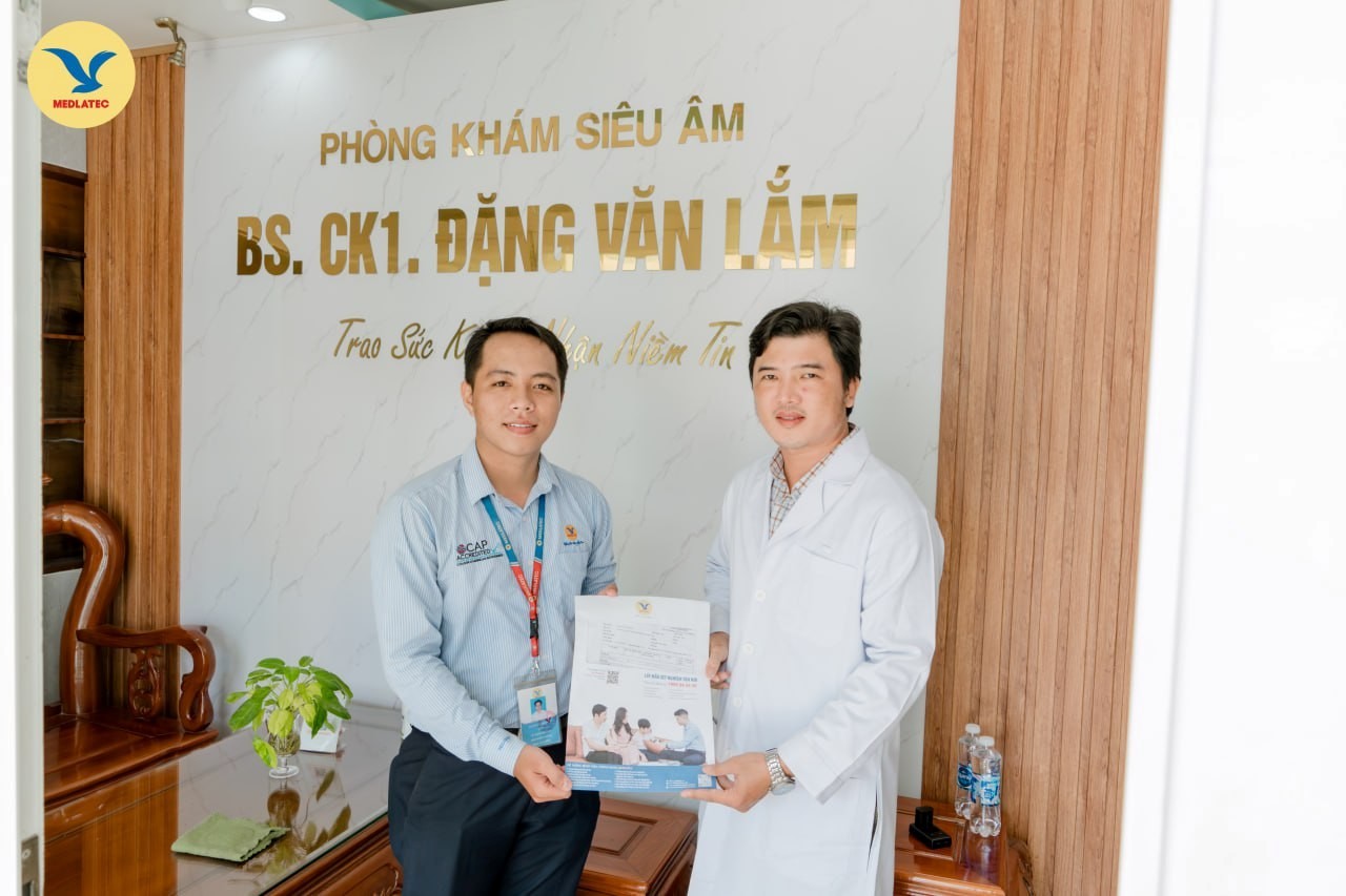 Dịch vụ lấy mẫu xét nghiệm tận nơi - 