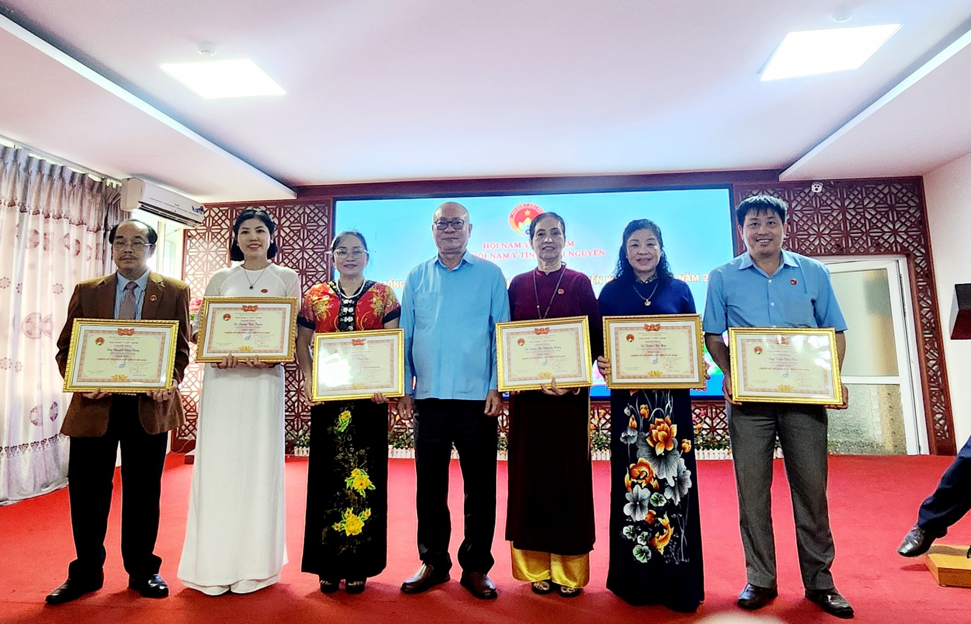 Chi hội Nam Y tỉnh Thái Nguyên: Tổng kết công tác năm 2025 và triển khai nhiệm vụ trọng tâm năm 2026 Chi hội Nam Y tỉnh Thái Nguyên: Tổng kết công tác năm 2025 và triển khai nhiệm vụ trọng tâm năm 2026