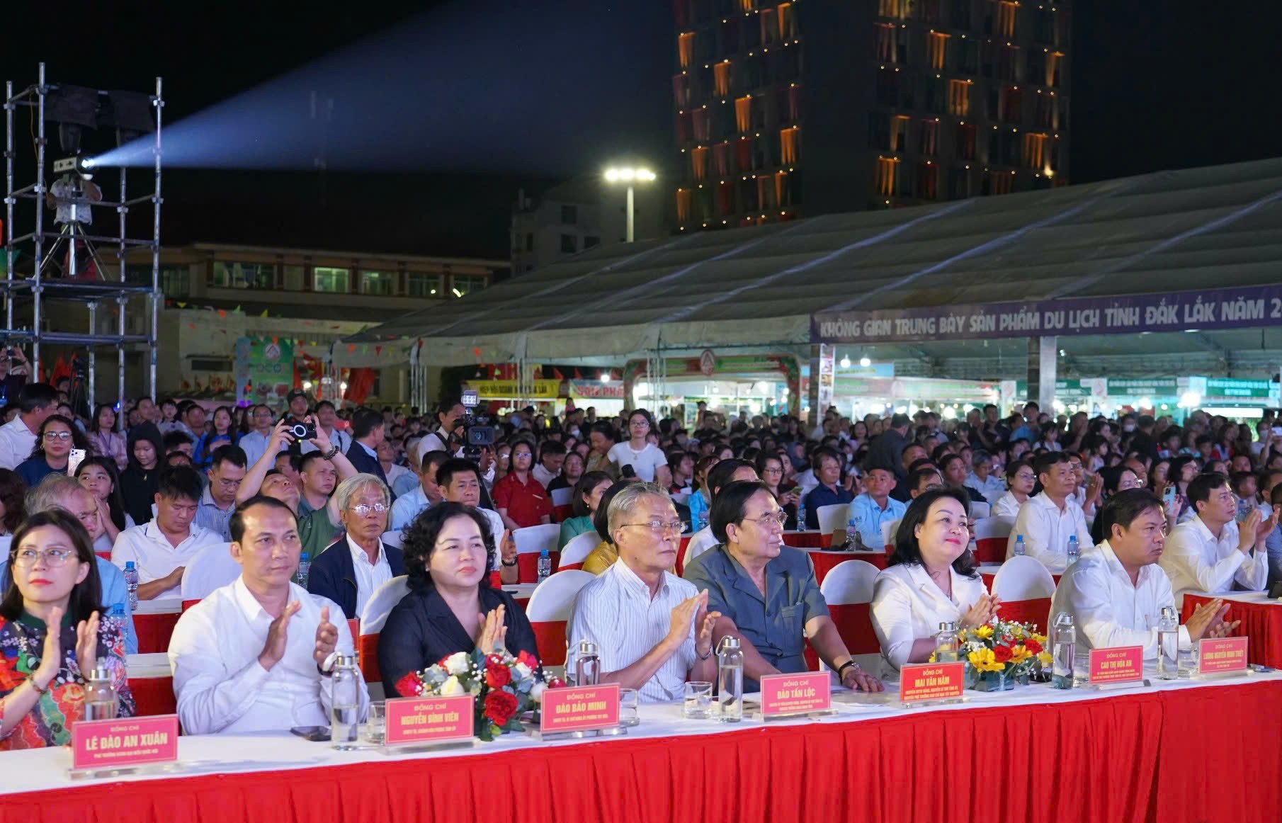 Đắk Lắk: khai mạc chuỗi hoạt động du lịch Đắk Lắk: khai mạc chuỗi hoạt động du lịch