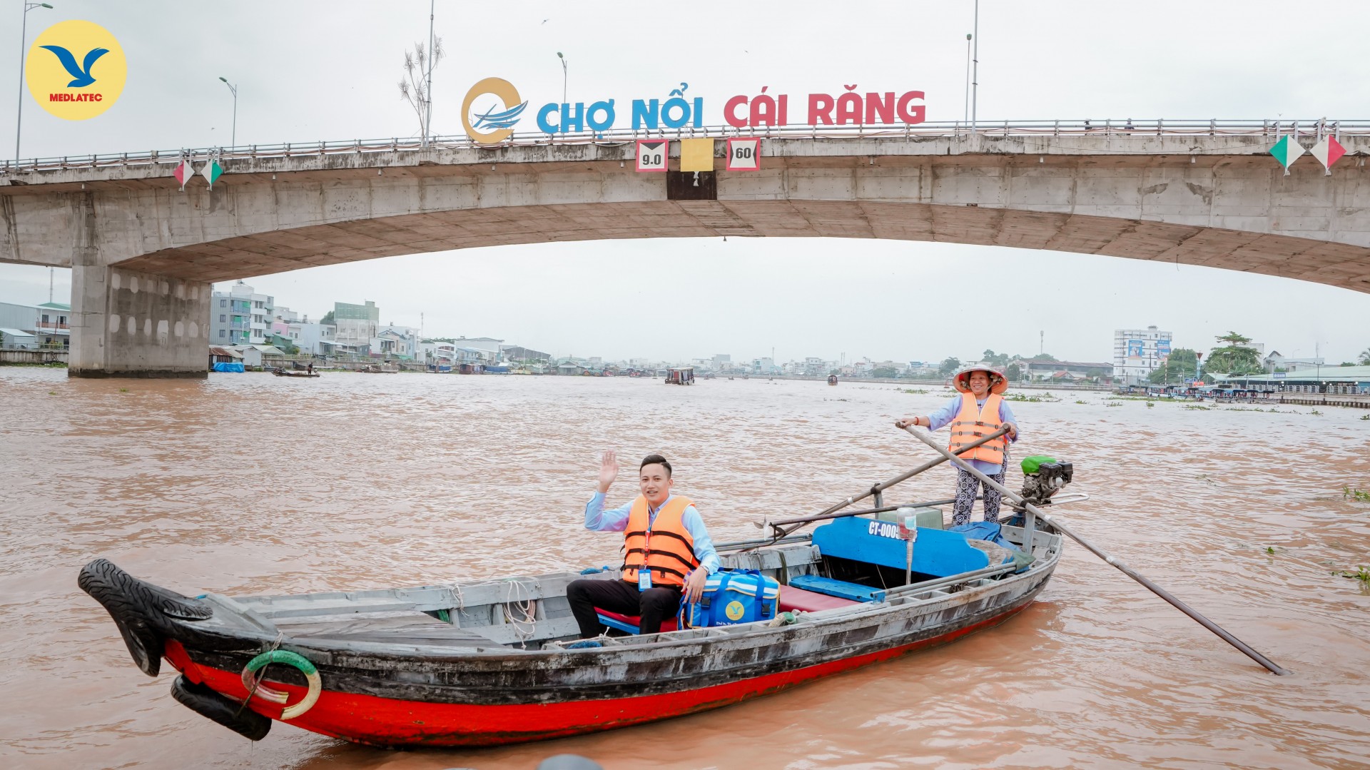 Xét nghiệm y tế thời 4.0: Đặt lịch dễ dàng như gọi xe công nghệ