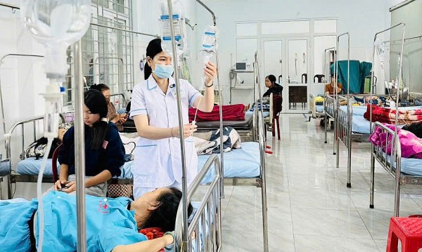Đắk Lắk: Sức khoẻ các bệnh nhân ngộ độc thực phẩm khi ăn bánh mì đã dần ổn định