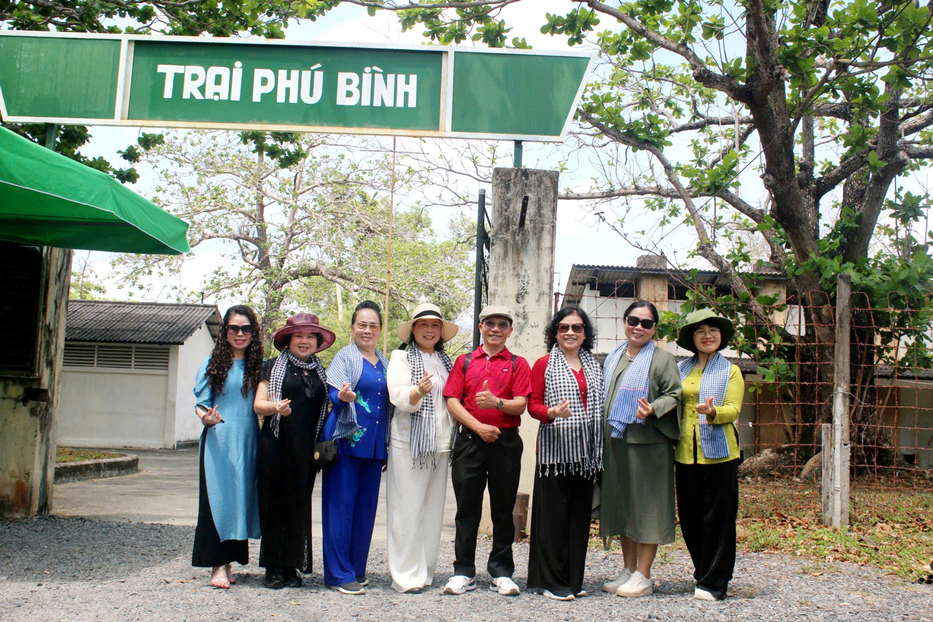 Hành trình “Về nguồn” đầy cảm xúc của Đoàn Hội viên Hội Nam Y Việt Nam tại Côn Đảo