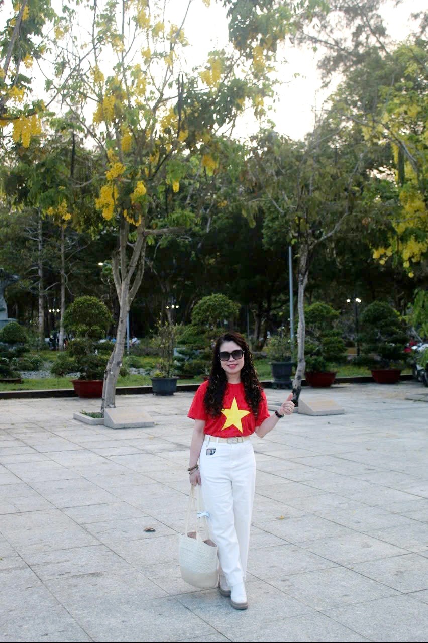 Hành trình “Về nguồn” đầy cảm xúc của Đoàn Hội viên Hội Nam Y Việt Nam tại Côn Đảo