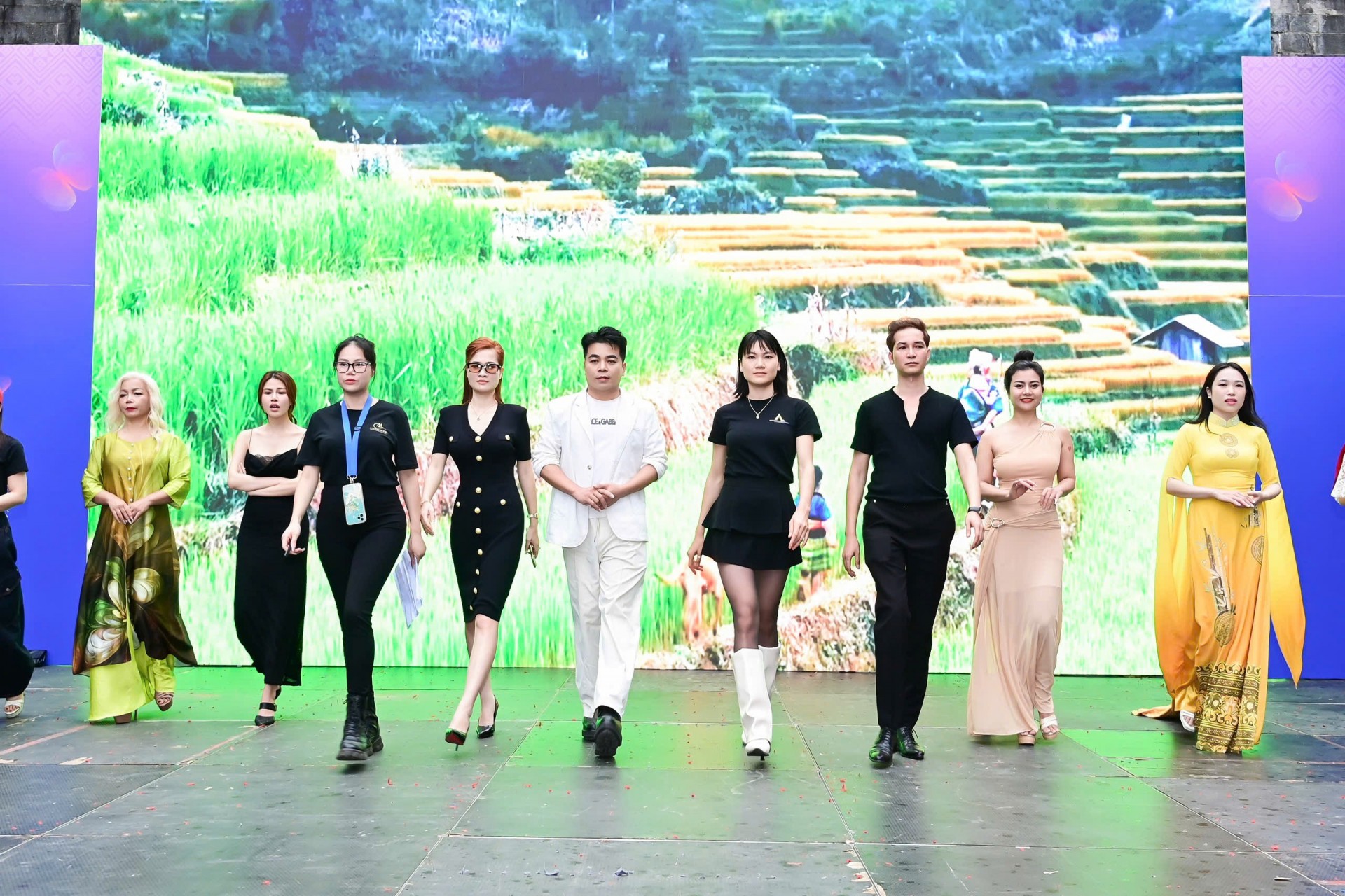 Nghệ sĩ David Le Tỏa Sáng Tại Chương Trình Giao Lưu Phụ Nữ Trung   Việt 2026