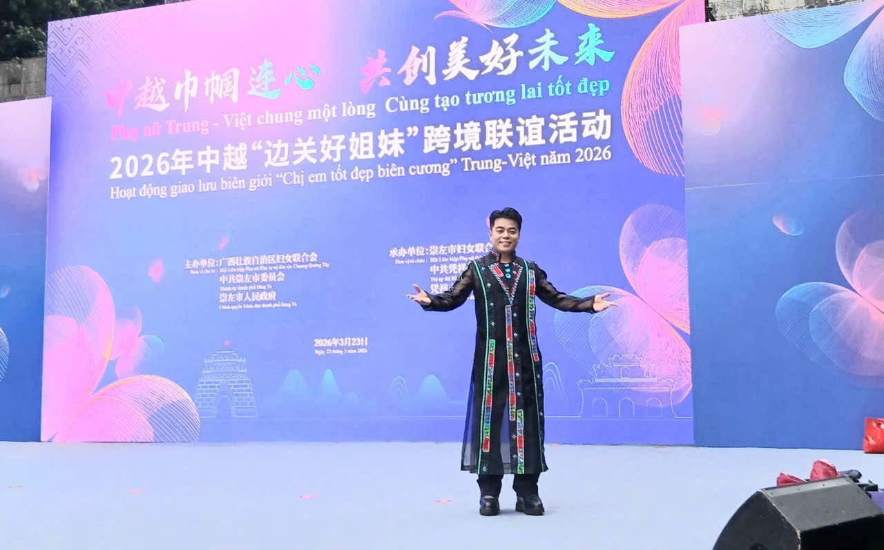 Nghệ sĩ David Le Tỏa Sáng Tại Chương Trình Giao Lưu Phụ Nữ Trung   Việt 2026