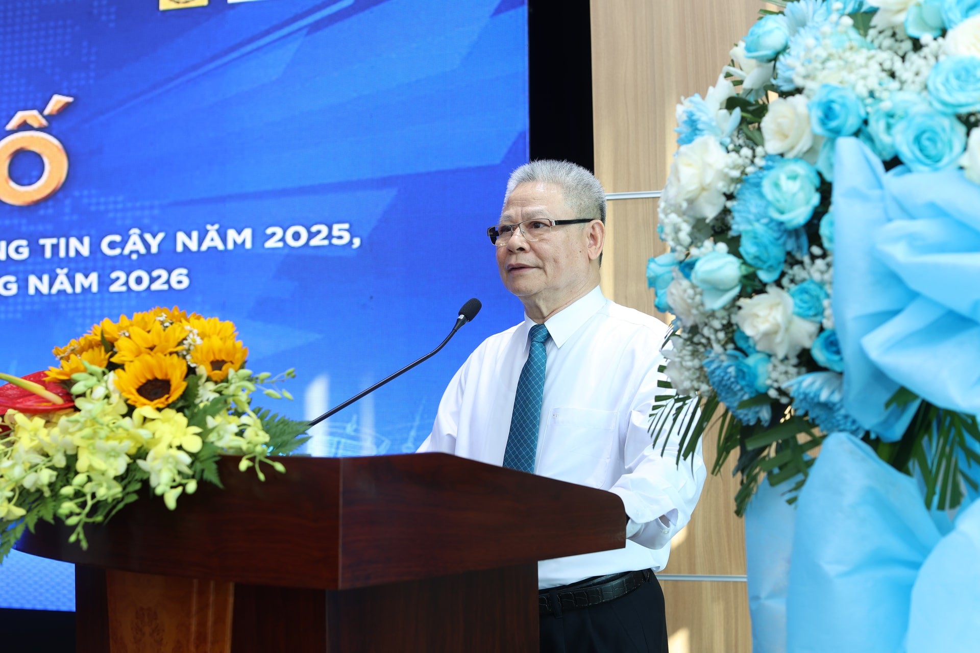 Công bố top hàng hóa, dịch vụ được người tiêu dùng tin cậy năm 2025