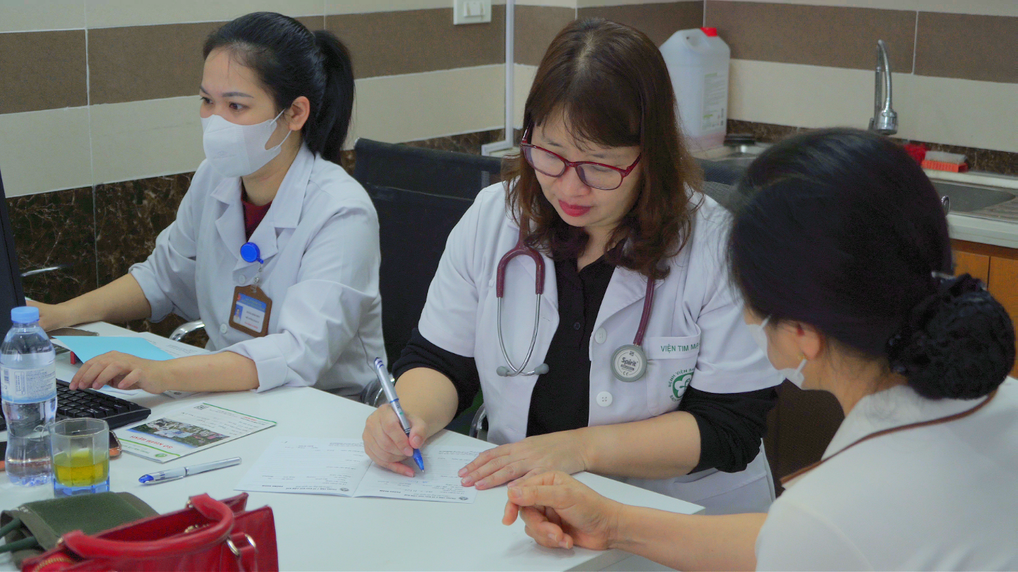 Trung tâm Y tế khu vực Cẩm Khê: Nâng cao chất lượng khám chữa bệnh từ mô hình hợp tác chuyên gia tuyến Trung ương