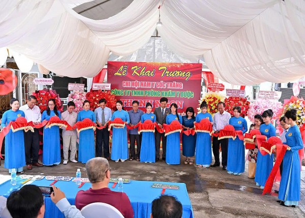 TTTB – BS Trần Văn Ngon: Tiên phong nghiên cứu chưng cất tinh dầu dược liệu, nâng tầm giá trị cây thuốc Nam