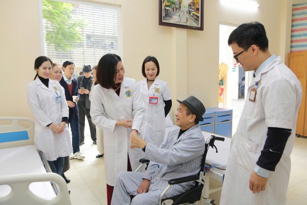 Mở rộng dịch vụ khám ngoài giờ, nâng cao hiệu quả điều trị toàn diện