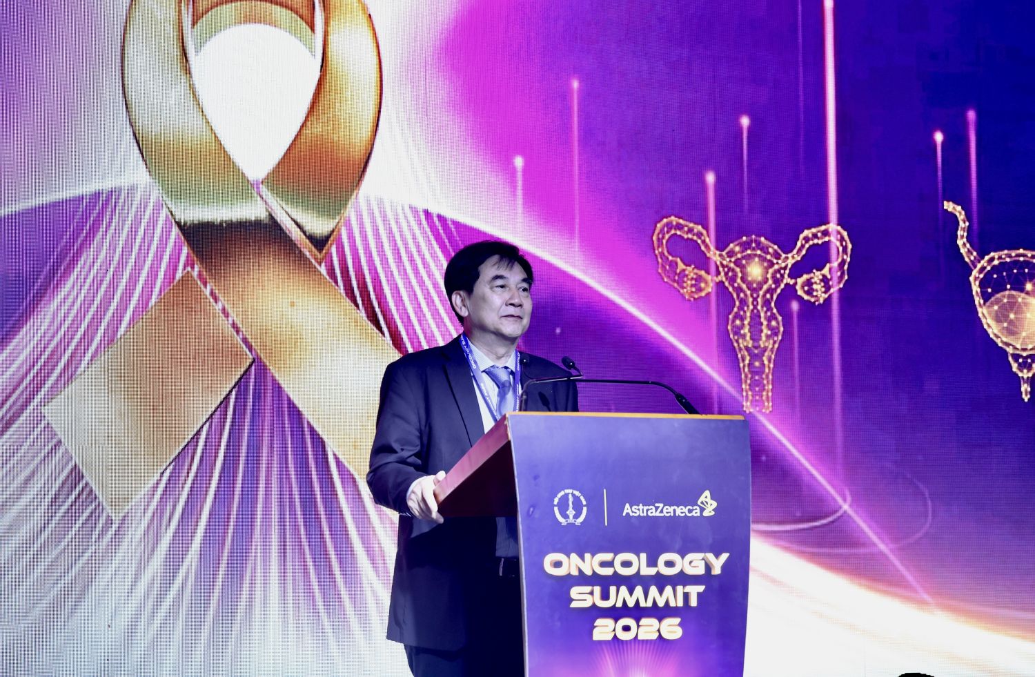 Hội chẩn đa chuyên khoa: Chuẩn mực mới, hy vọng mới cho người bệnh ung thư Hội chẩn đa chuyên khoa: Chuẩn mực mới, hy vọng mới cho người bệnh ung thư