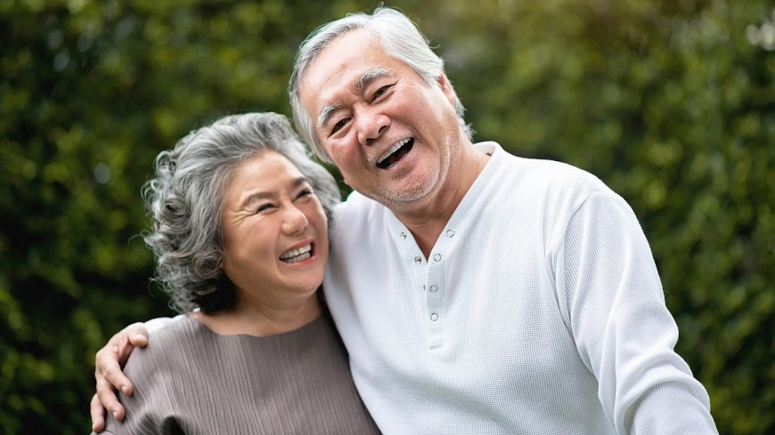 Cười 10 phút mỗi ngày - Liều thuốc trẻ hoá rẻ nhất