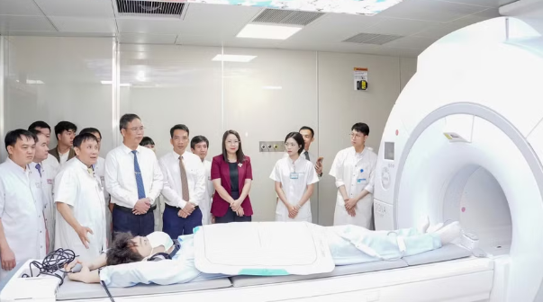 Bệnh viện Trung ương Huế vận hành hệ thống máy cộng hưởng từ thế hệ mới nhất