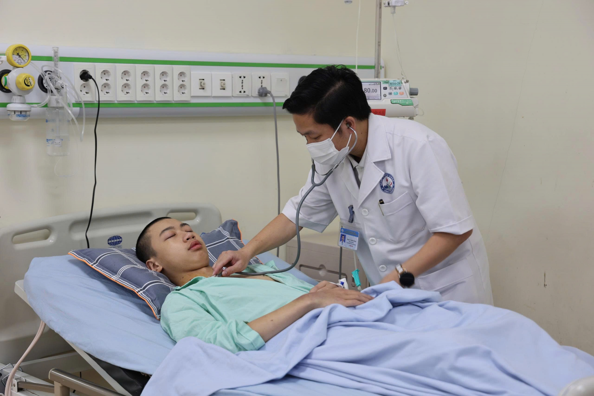 Bệnh viện Đa khoa Vĩnh Phúc làm chủ kỹ thuật ECMO, giành lại sự sống cho nam sinh 16 tuổi đuối nước