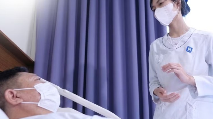 Thanh lọc cơ thể bằng trái cây, nam thanh niên nhập viện khẩn cấp