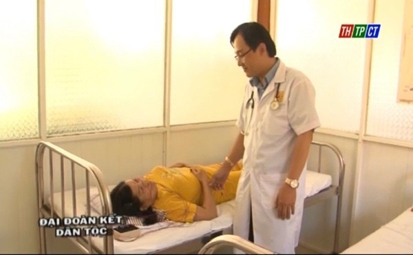 (Ông Nguyễn Kiến Thiện Mỹ – Phó Chủ tịch Chi hội Nam Y Sóc Trăng Trả Lời Phỏng Vấn Của Đài Truyền Hình Cần Thơ)