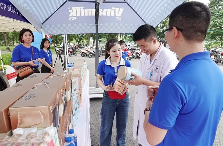 Chung tay hành động vì một cộng đồng khỏe mạnh hơn